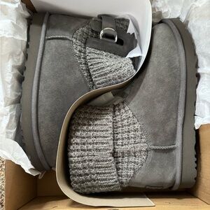 UGG boots! Unworn grey uggs size 8